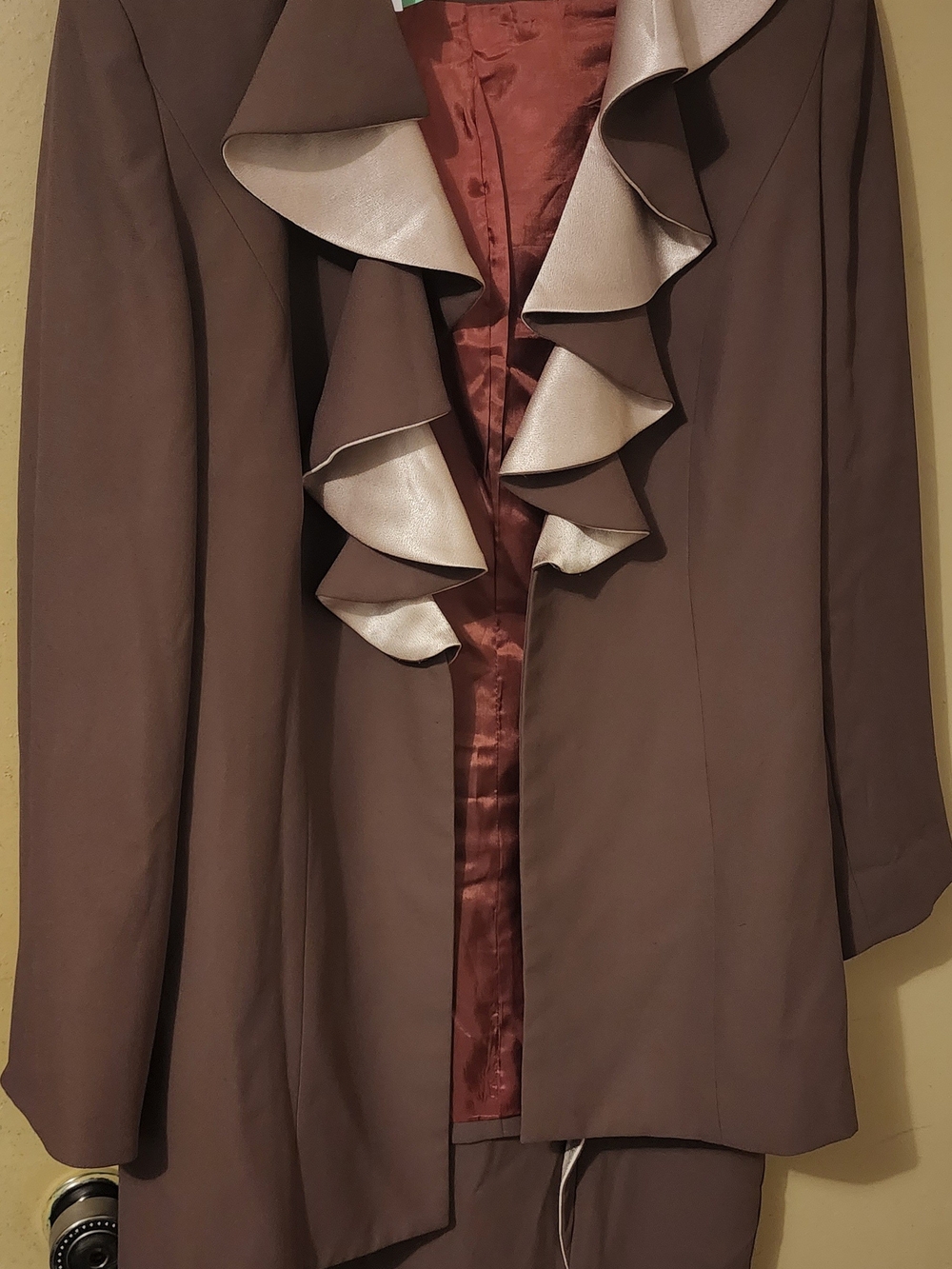 2pc Women’s Brown Ruffle Suit